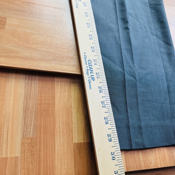 Express photographer dress pants gray 31x32 - Picture 4 of 10